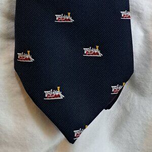 Country Clubs Made in U.S.A. 100% Polyester Dress Train Tie